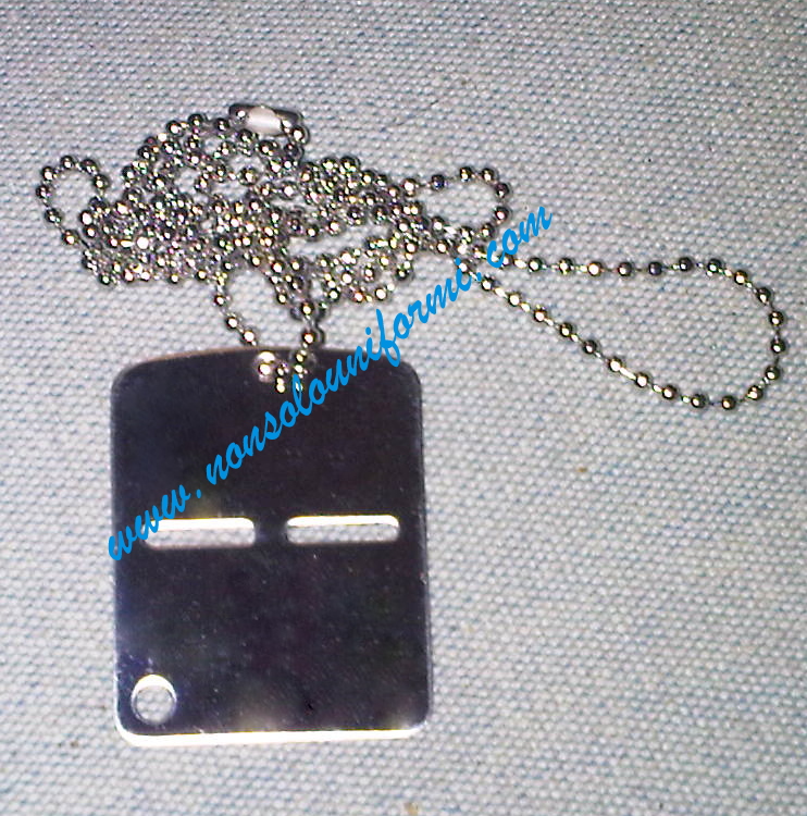 Placca in Metallo con Catena Placca in Metallo con Catena